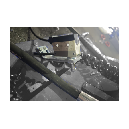 Limit switch inferior